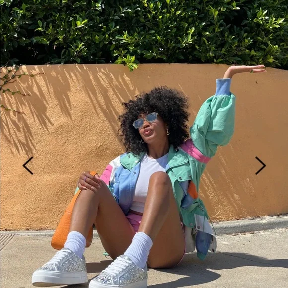 Betsy Johnson Reilly White embellished - Picture 10 of 13